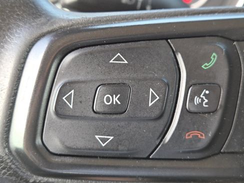 Used 2021 Jeep Wrangler Unlimited Sport AWD/4WD image 29