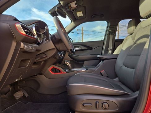 Used 2023 Chevrolet TrailBlazer RS w/ Convenience Package image 16