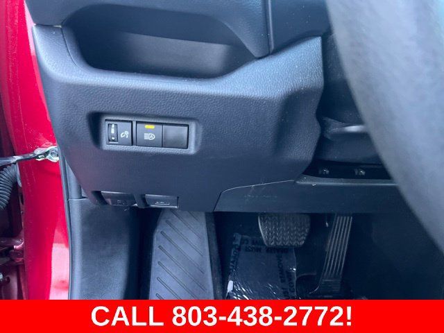 Used 2024 Toyota RAV4 LE FWD image 27