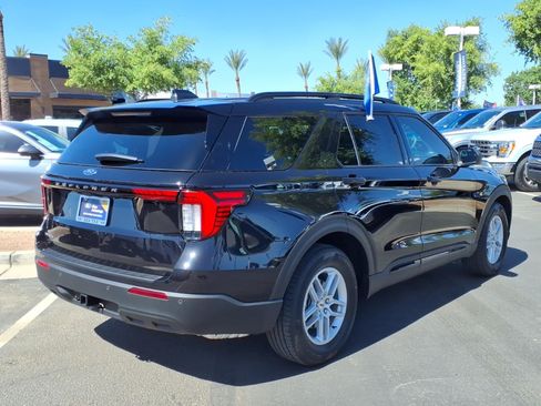 Certified 2026 Ford Explorer Active RWD image 4