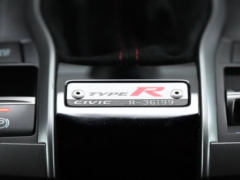 Used 2020 Honda Civic Type R image 42