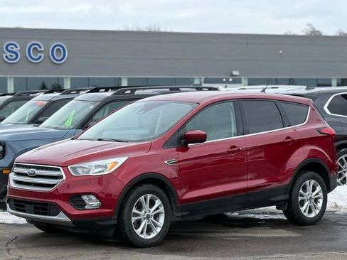 Certified 2019 Ford Escape SE image 27