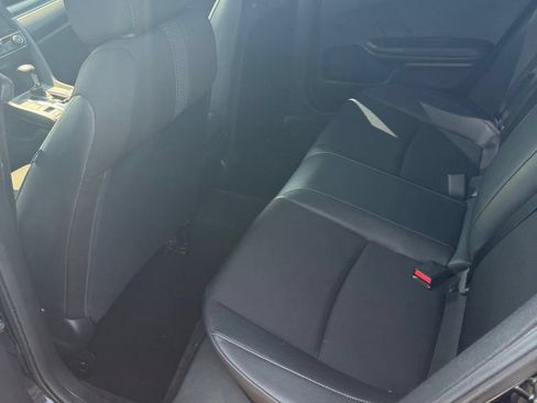 Used 2019 Honda Civic Sport image 8