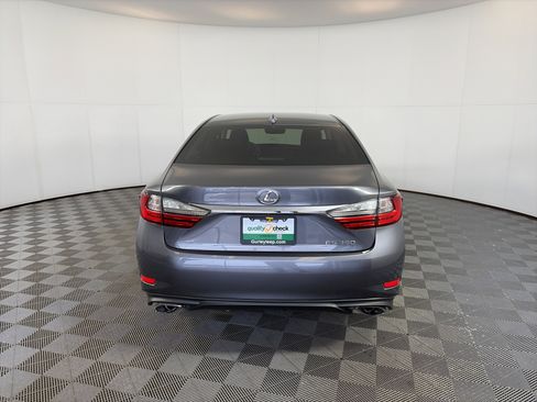 Used 2016 Lexus ES 350 350 w/ Accessory Package 2 image 9