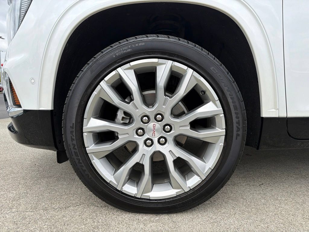 Used 2024 GMC Acadia Denali w/ Super Cruise Package AWD/4WD image 11