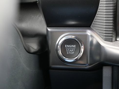 New 2025 Ford F150 Platinum w/ Equipment Group 702A High image 23