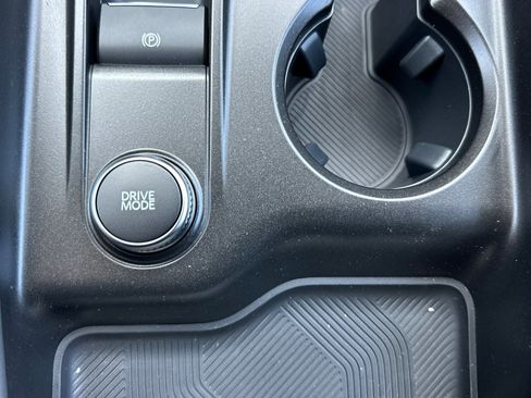 New 2026 Ford Explorer Active w/ Active Comfort Package RWD image 27