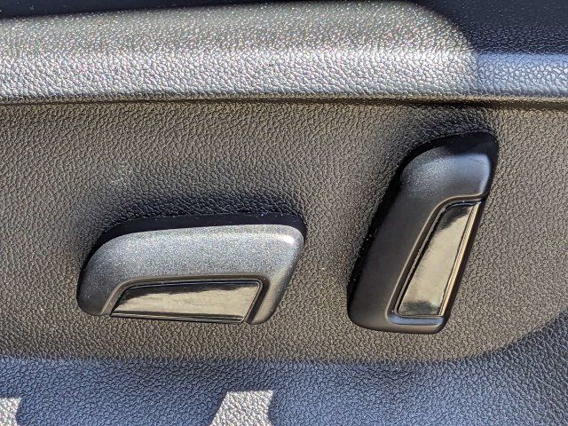 Used 2024 Volkswagen Atlas SE FWD image 21