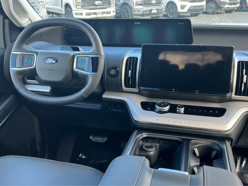 New 2025 Ford Expedition Max Active image 25