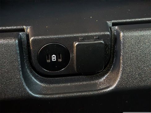 Used 2025 Ford F150 XLT w/ Equipment Group 301A Standard image 14