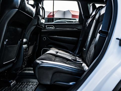 Used 2019 Jeep Grand Cherokee SRT AWD/4WD image 35
