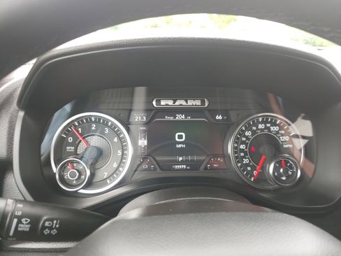 Used 2025 RAM 1500 Big Horn AWD/4WD image 14