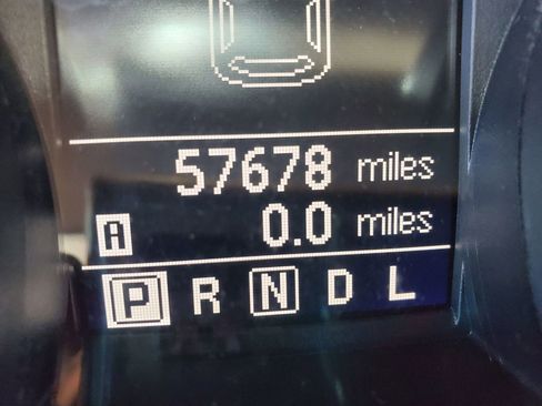 Used 2014 Nissan Rogue S w/ Convenience Package FWD image 2