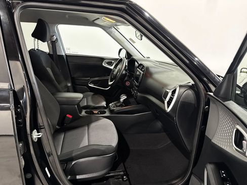 Used 2022 Kia Soul LX w/ Technology Package FWD image 22