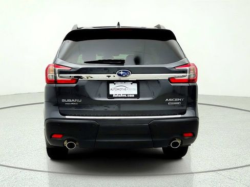 Used 2025 Subaru Ascent Touring AWD/4WD image 6