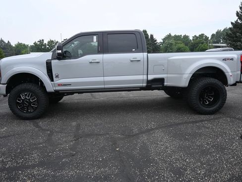 New 2026 Ford F350 Platinum AWD/4WD image 9