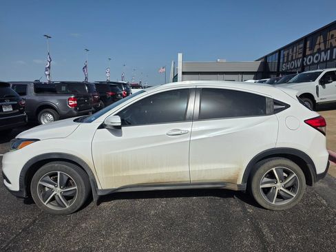 Used 2021 Honda HR-V EX image 4