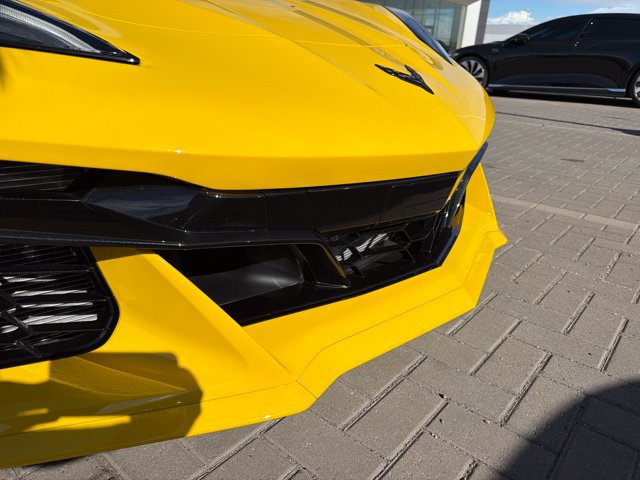 Used 2025 Chevrolet Corvette Z06 RWD image 6