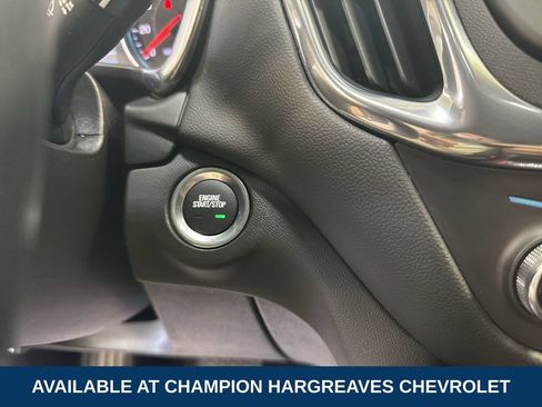 Used 2023 Chevrolet Equinox LT FWD image 22