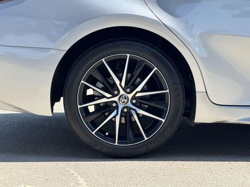 Used 2022 Toyota Camry SE image 38