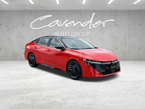 New 2026 Nissan Sentra SR image 2