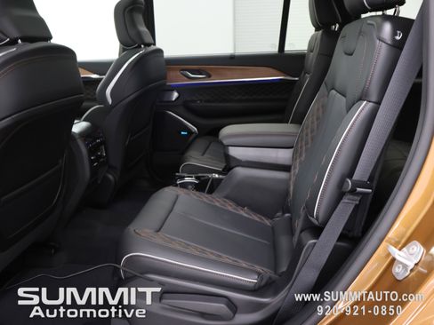 New 2026 Jeep Grand Cherokee L Summit AWD/4WD image 8