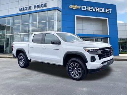 Used 2023 Chevrolet Colorado Z71 w/ Z71 Convenience Package 2