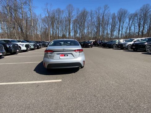 Used 2024 Toyota Corolla LE image 13