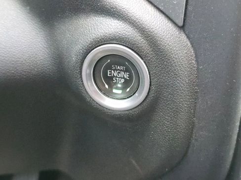 Used 2022 Chevrolet Silverado 1500 LT w/ Z71 Off-Road Package image 25