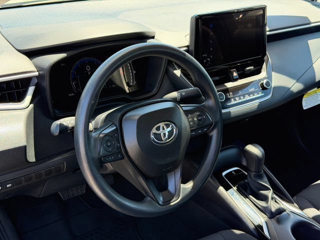 Used 2026 Toyota Corolla LE FWD image 10