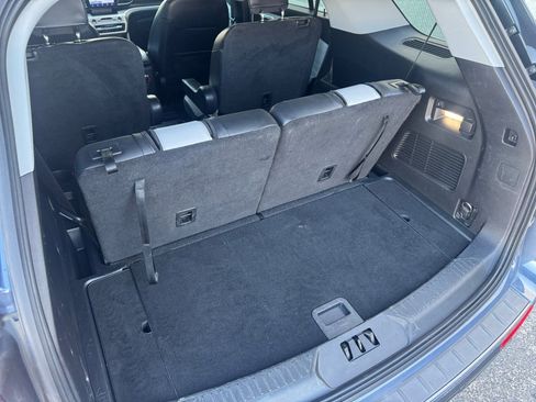 Certified 2021 Ford Explorer XLT w/ Equipment Group 202A image 16