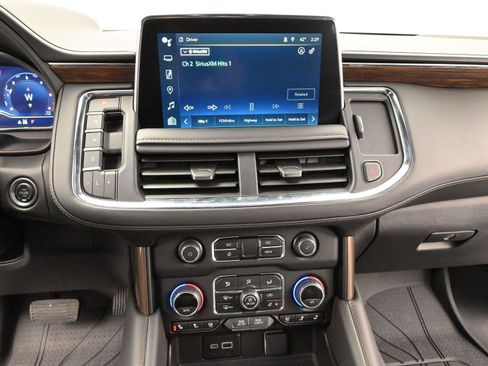 Used 2024 Chevrolet Tahoe High Country w/ Advanced Technology Package image 25