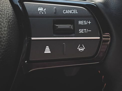 Used 2025 Honda CR-V Sport Touring image 14