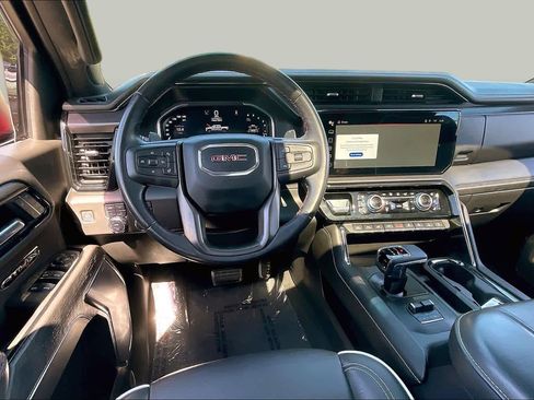 Used 2024 GMC Sierra 1500 AT4X w/ AT4X AEV Edition AWD/4WD image 5