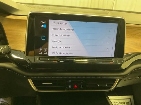 Used 2025 Volkswagen Atlas SE AWD/4WD image 14