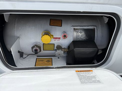 Used 2023 Ford E-350 and Econoline 350 Super Duty w/ Motorhome Prep Package image 18