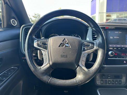 Used 2020 Mitsubishi Outlander GT image 17