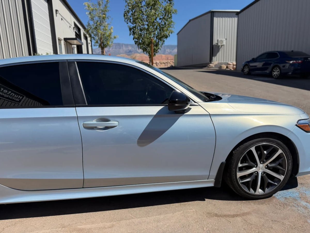 Used 2022 Honda Civic Touring image 11