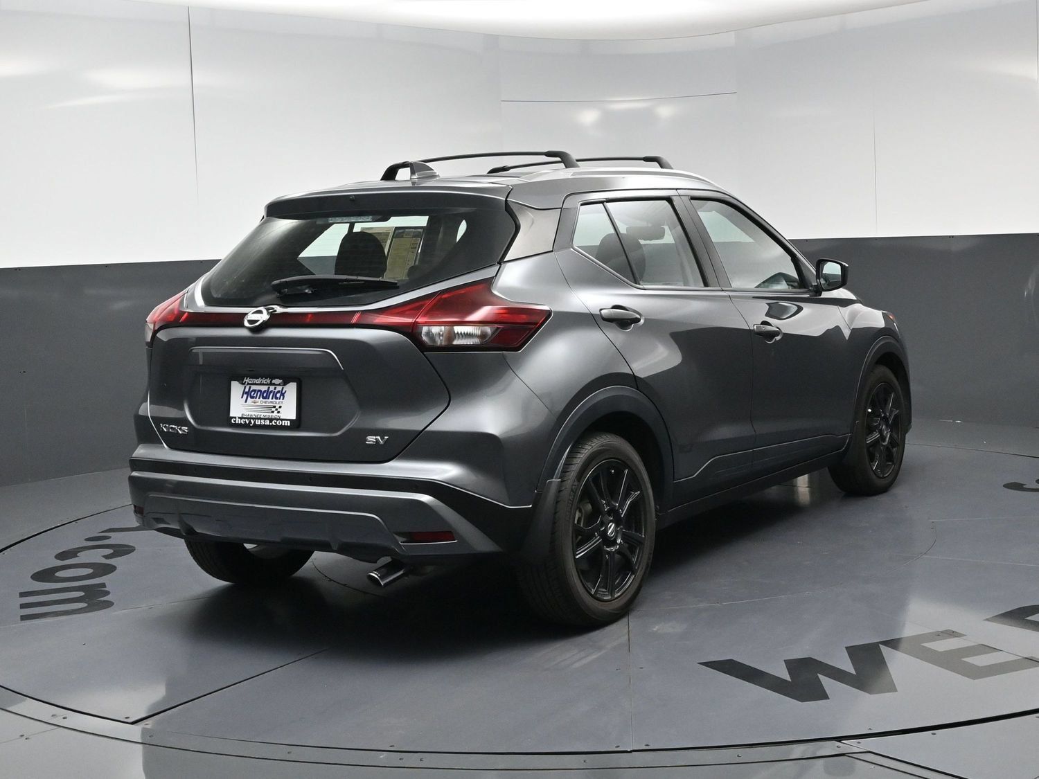 Used 2021 Nissan Kicks SV w/ Interior Electronics Package FWD image 9
