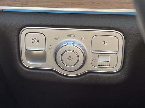 Certified 2023 Mercedes-Benz GLS 580 4MATIC image 25