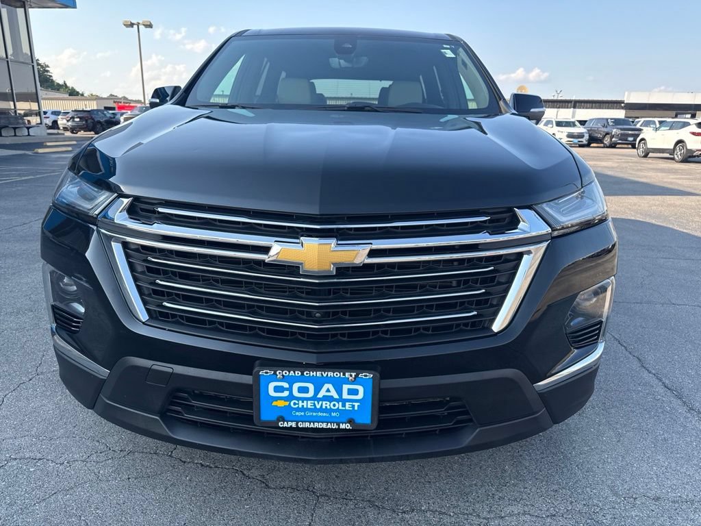 Used 2023 Chevrolet Traverse LT w/ LT Premium Package AWD/4WD image 8