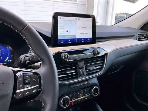 Used 2022 Ford Escape Titanium w/ Titanium Elite Package image 5