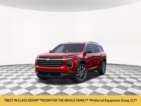 New 2025 Chevrolet Traverse LT w/ Sun and Wheel Package image 2