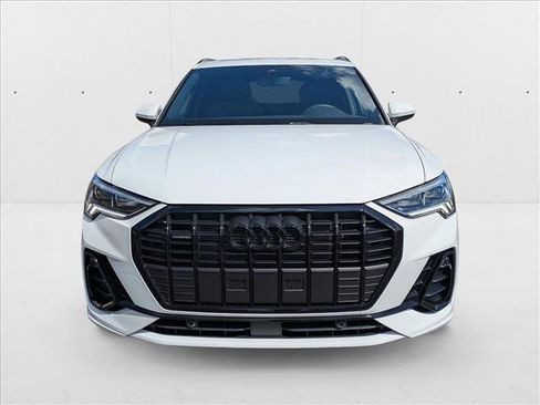 New 2025 Audi Q3 2.0T Premium image 2