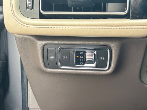 Used 2022 Lincoln Aviator Reserve w/ Equipment Group 201A image 14