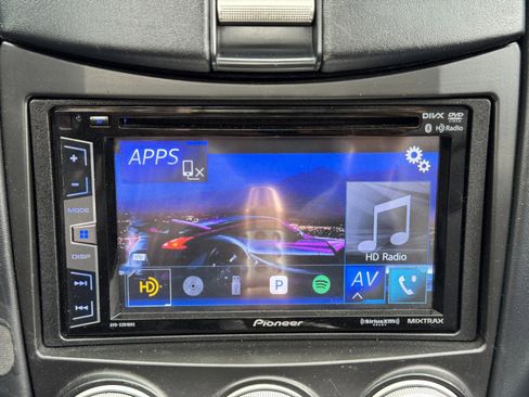 Used 2010 Nissan 370Z Touring RWD image 23