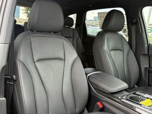 Used 2025 Audi Q7 3.0T Premium Plus AWD/4WD image 39