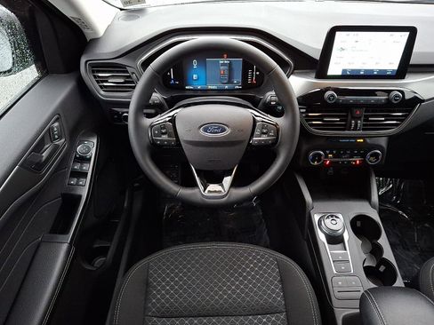 Certified 2024 Ford Escape Active w/ Cold Weather Package image 12