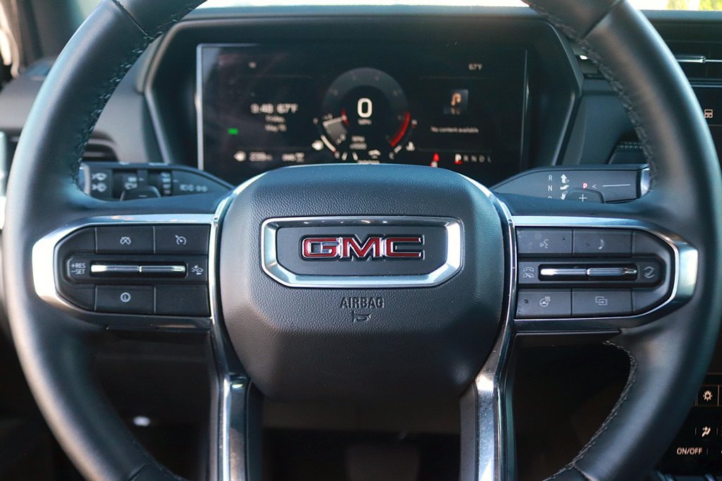 Used 2025 GMC Terrain Elevation AWD/4WD image 17