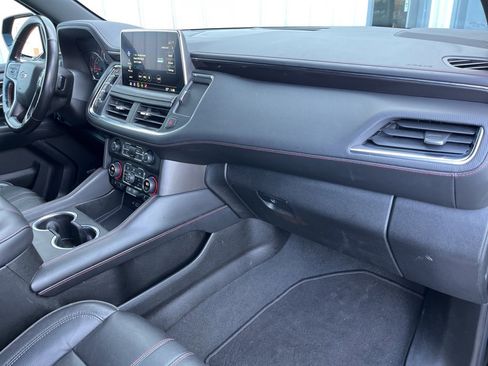 Used 2021 Chevrolet Suburban RST w/ Luxury Package image 44